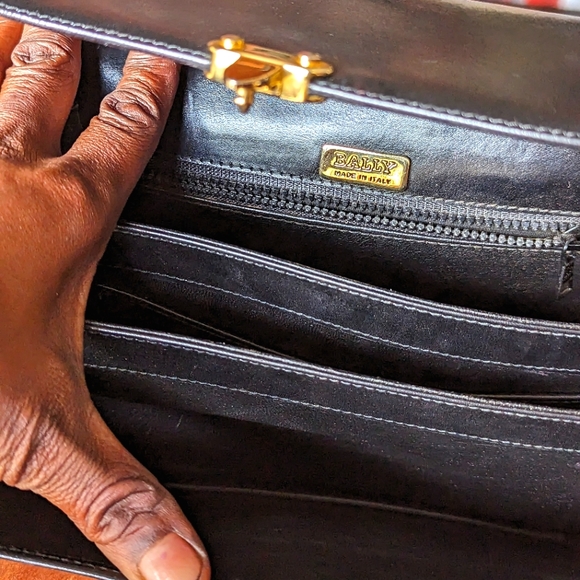 💯AUTH✨💎BALLY💎✨💎VINTAGE LOCK FLAPBAG - Picture 9 of 17